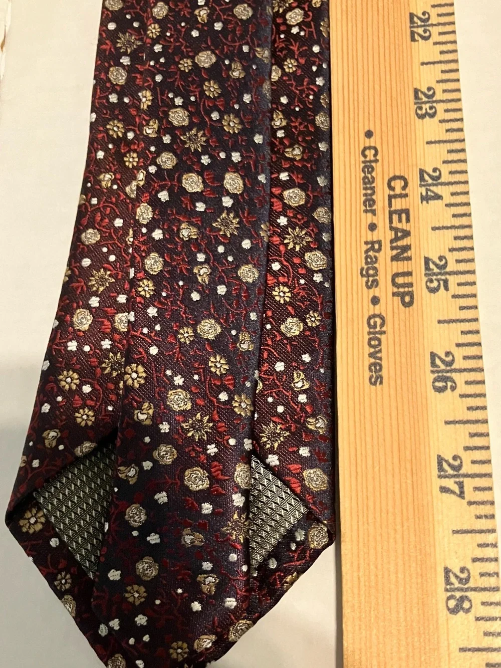 Men's Burgundy Floral Pattern Tie - Unbranded